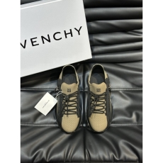 Givenchy Sneakers